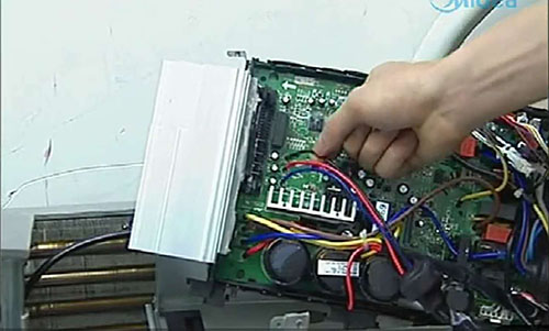 河东美的空调电话是多少